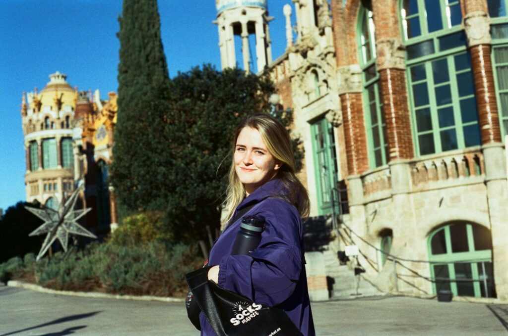 Estudiante extranjera en España - modificación a residencia y trabajo